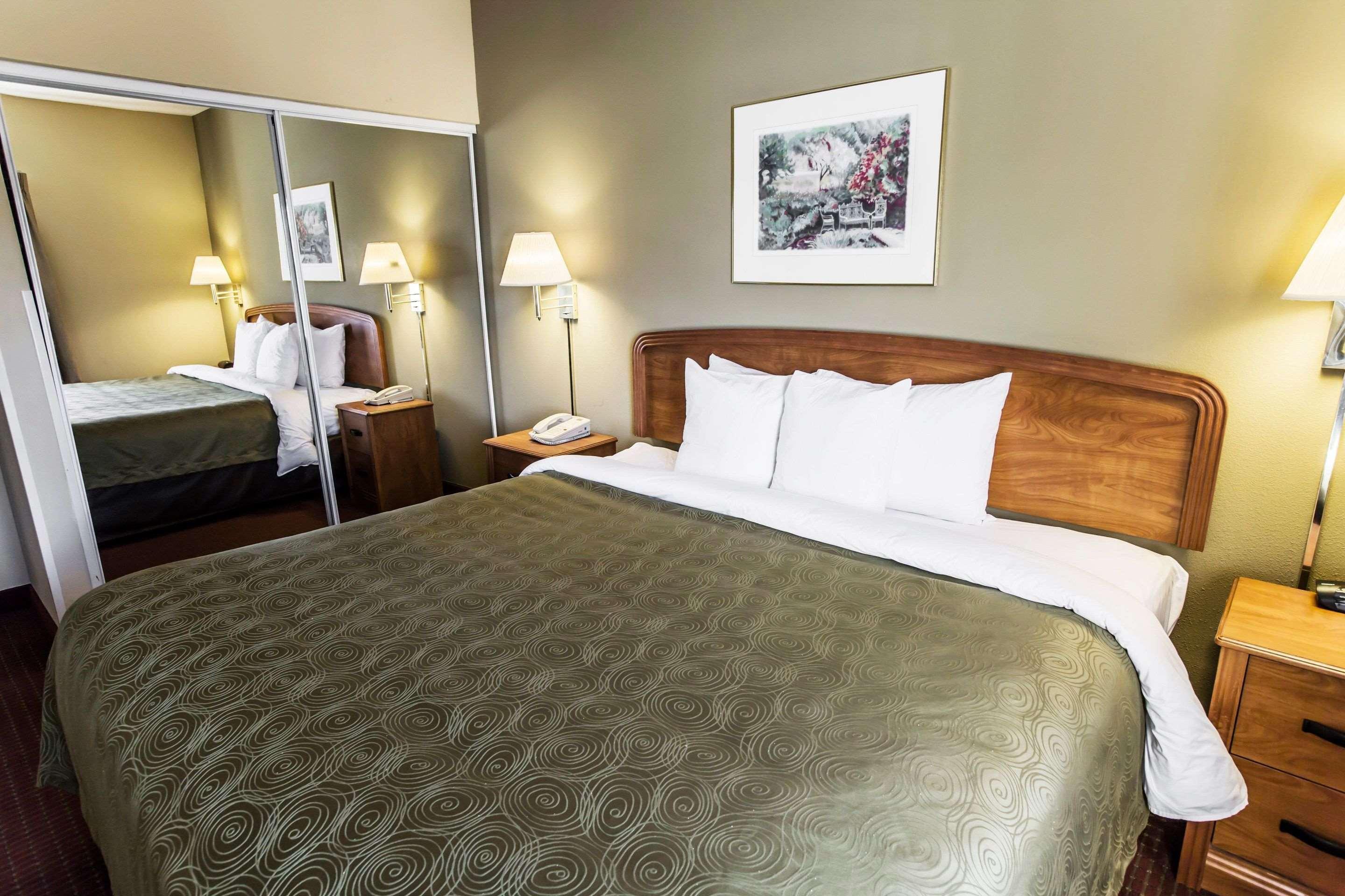 Mainstay Suites Wilmington - University Area Exteriér fotografie