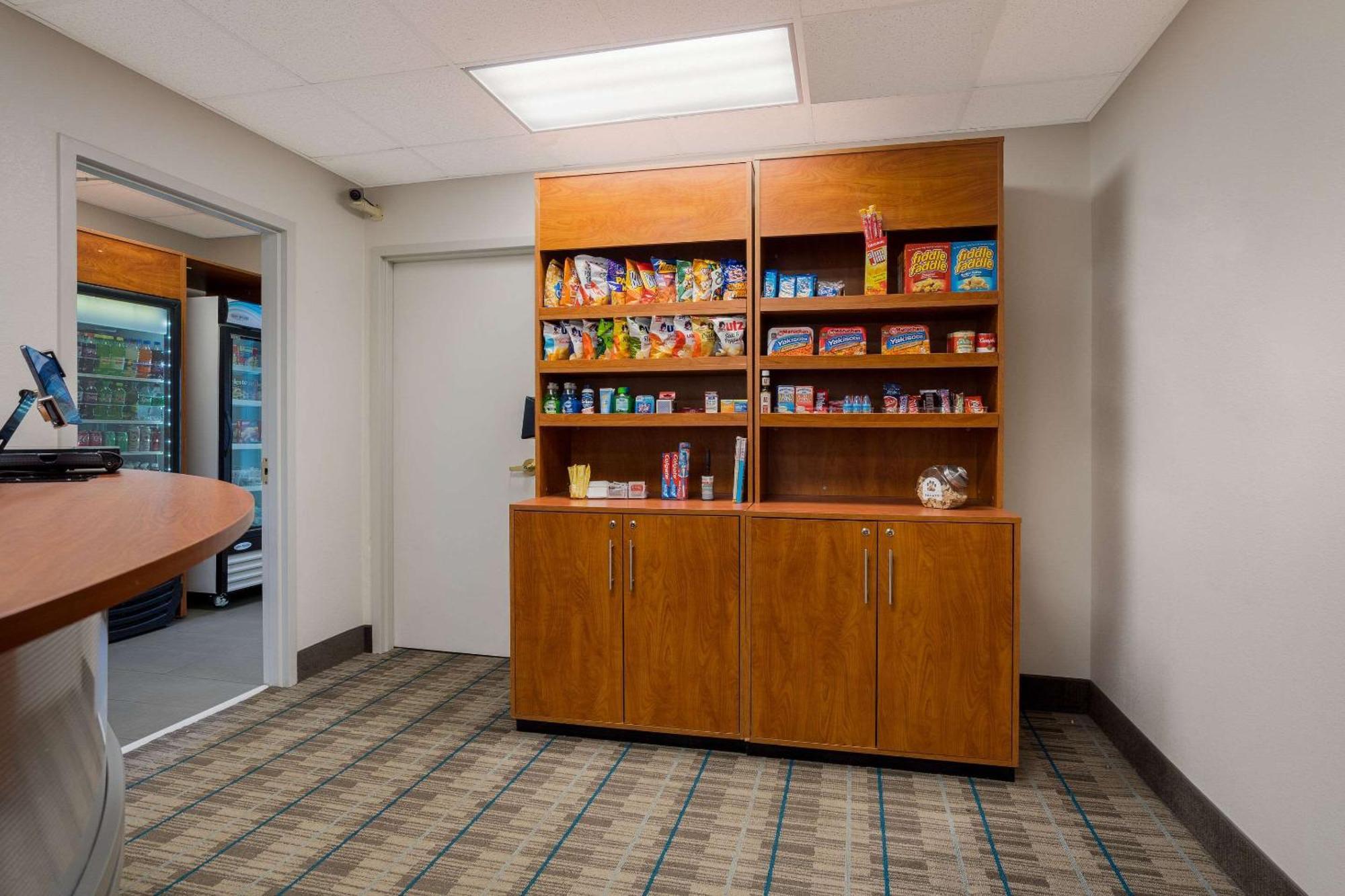 Mainstay Suites Wilmington - University Area Exteriér fotografie