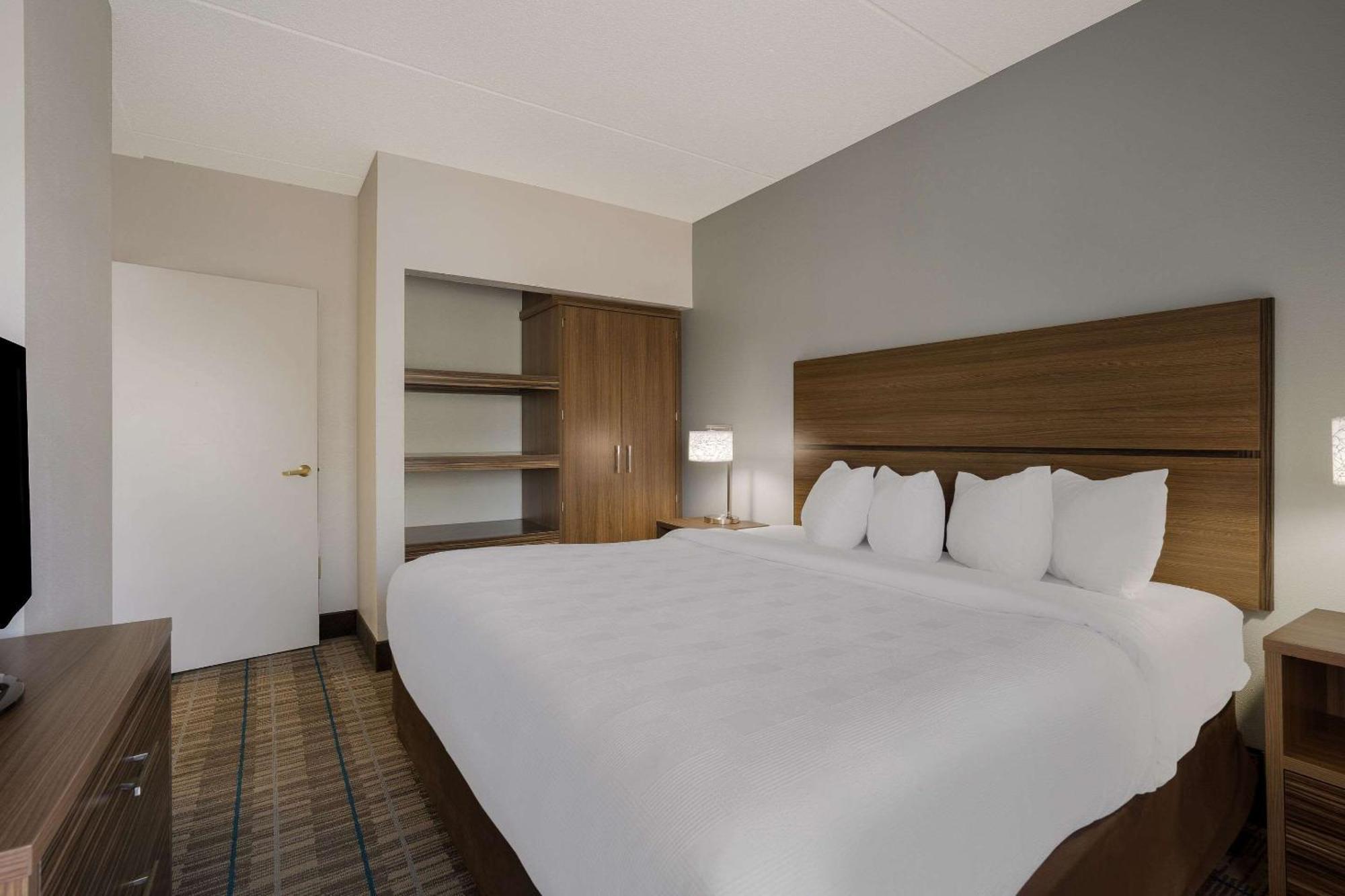 Mainstay Suites Wilmington - University Area Exteriér fotografie