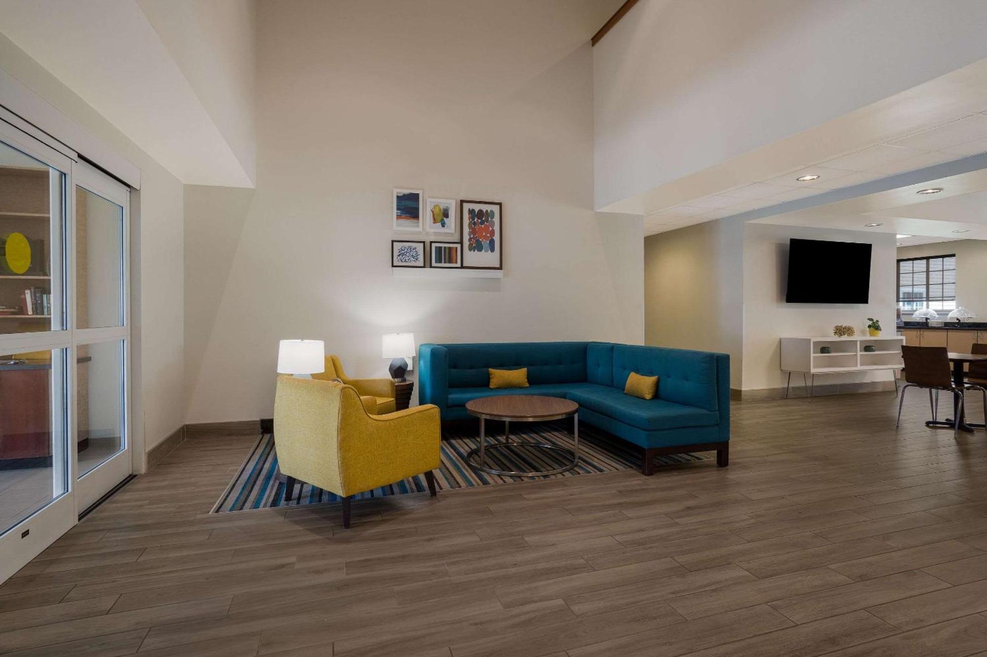 Mainstay Suites Wilmington - University Area Exteriér fotografie