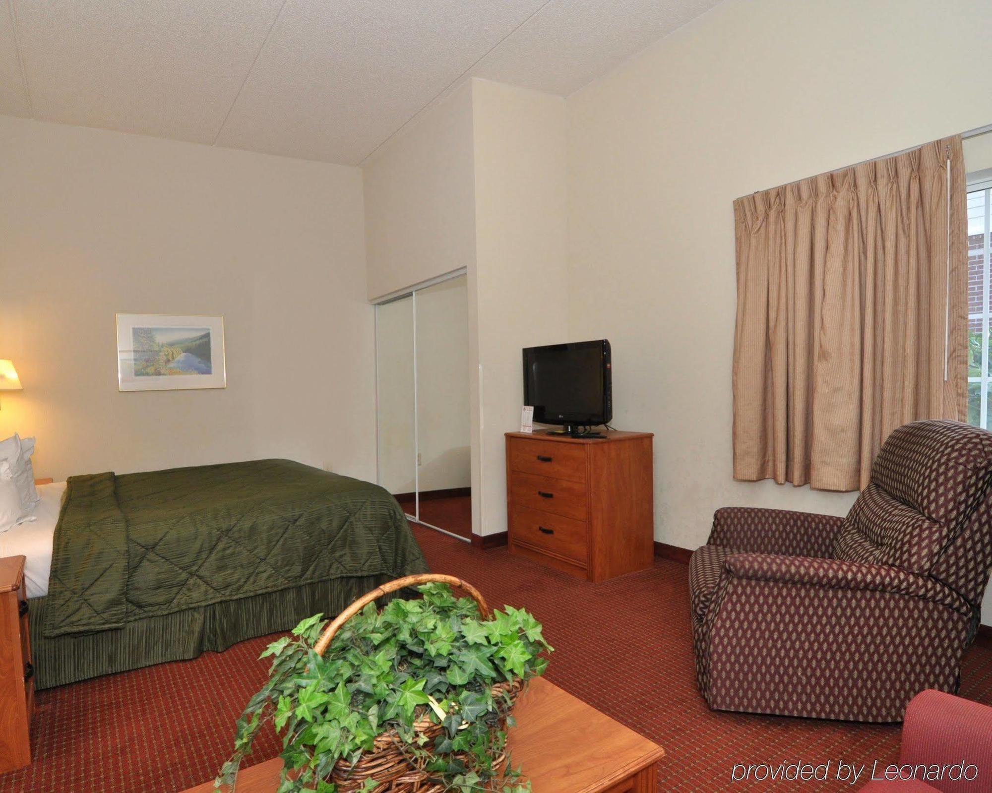 Mainstay Suites Wilmington - University Area Exteriér fotografie
