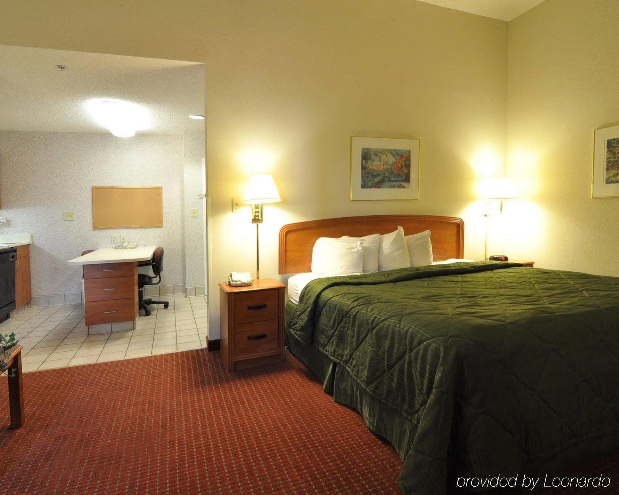 Mainstay Suites Wilmington - University Area Exteriér fotografie
